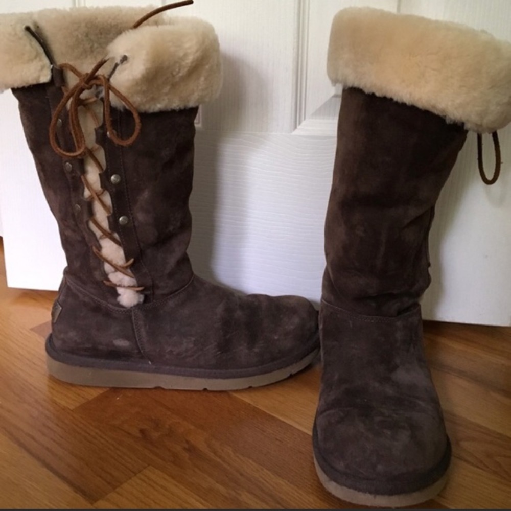 Ugg Boots! Like new! Size 9
